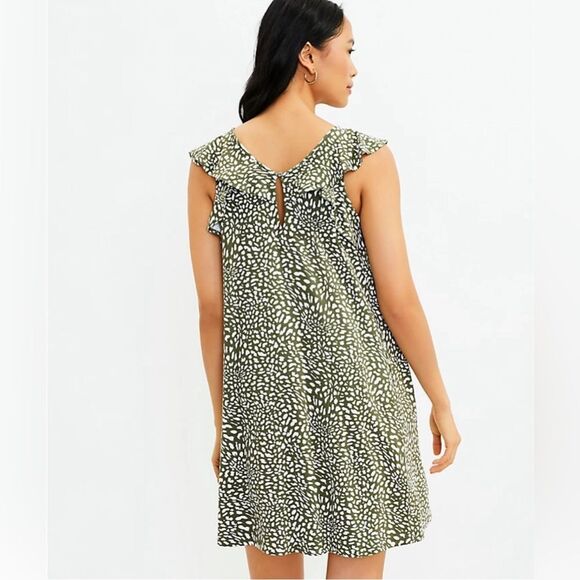Loft olive green and white abstract print ruffle sleeve swing dress size XXSP - Picture 3 of 8